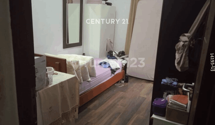 Dijual Rumah Hitung Tanah di Bintaro Sektor 3A 2