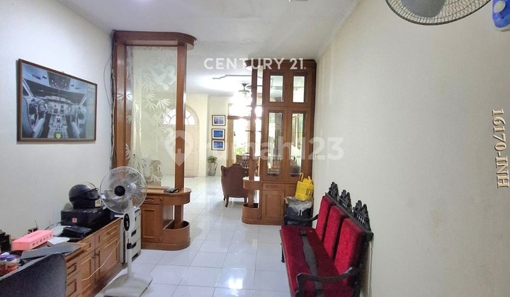 Quick Sale Semar Pocket House with Spacious Backyard 2