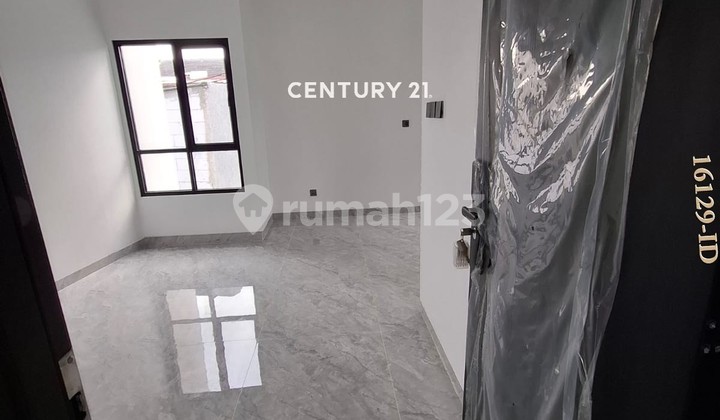 Rumah Brandnew Modern Cantik Tanah Luas Siap Huni di Bintaro 2