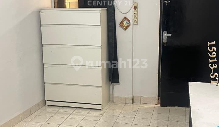 Dijual Rumah dan Usaha Kos dengan Full Occupied di Cilandak 2