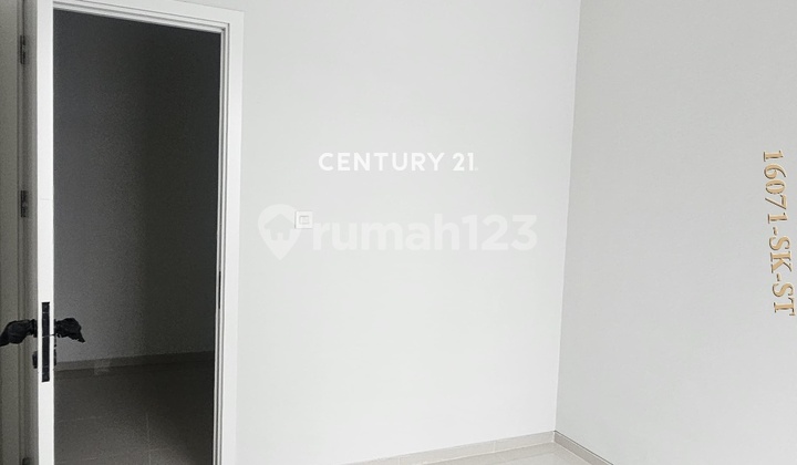 Disewakan Rumah Siap Huni di Emerald Bintaro Sektor 9 2
