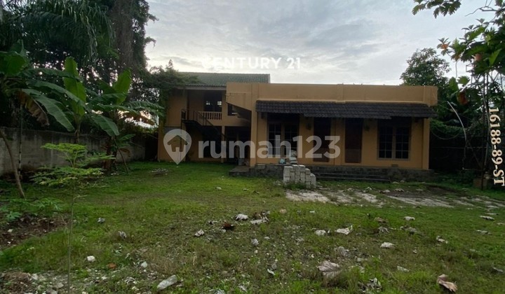 Dijual Rumah Tempat Usaha dengan Lokasi Strategis di Pasar Minggu 2