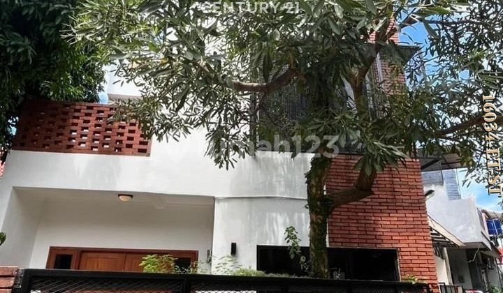 Dijual Rumah Asri Siap Huni di Dalam Cluster di Veteran Bintaro