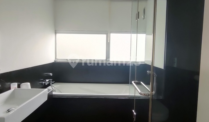 Dijual kilat Apartemen 1 Park Residences samping mall gancit 23