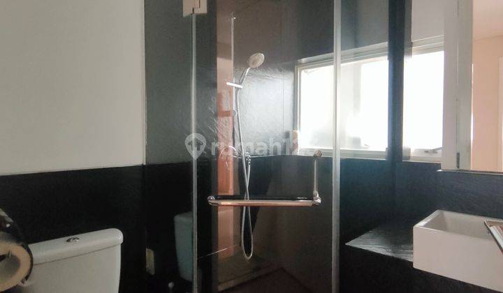 Dijual kilat Apartemen 1 Park Residences samping mall gancit 45