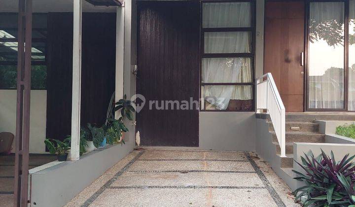 Rumah 2 Lantai rapih nyaman dan asri di cireundeu SHM 2