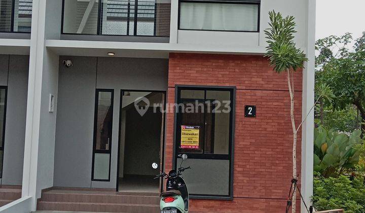 Rumah 2 Lantai Rapih Dan Nyaman Samping Mall The Park Sawangan  2