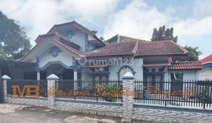 Dijual Rumah Luas Furnished di Medan Johor Lokasi strategis 1