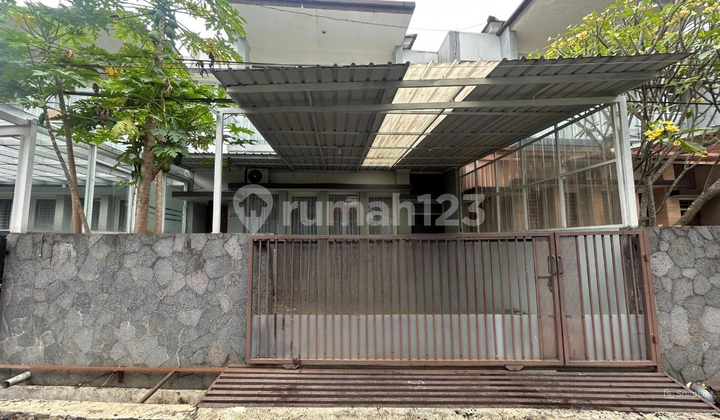 Disewakan Rumah Cantik Siap Huni Full Furnished Setiabudi Bandung