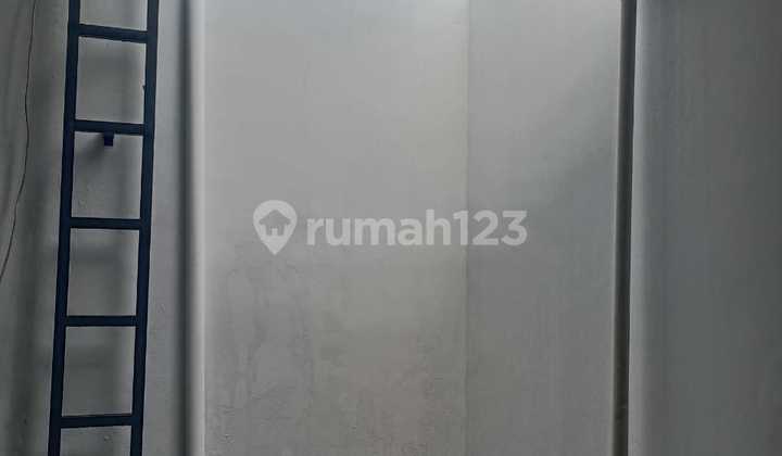 For Rent Ready-to-Use Shophouse Great Location Kopo Bandung City 2