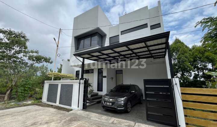 Dijual Cepat Rumah Bagus Siap Huni Dalam Komplek Sarijadi Bandung Dijual Cepat Rumah Bagus Siap Huni Dalam Komplek Sarijadi Bandung