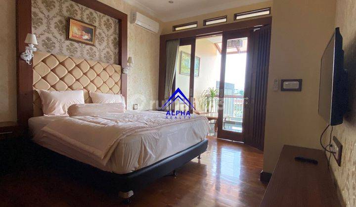 Eksklusif Rumah Mewah Cantik Ada Kolam Renang Ciumbuleuit Bandung