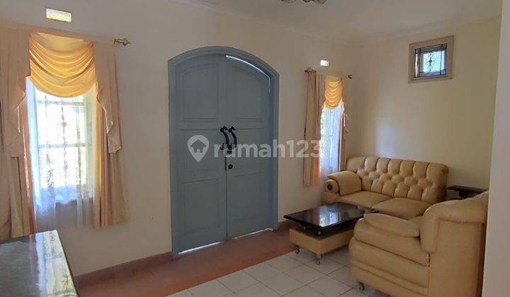 Disewakan Rumah Cantik Semi Villa Siap Huni Geger Kalong Bandung 2