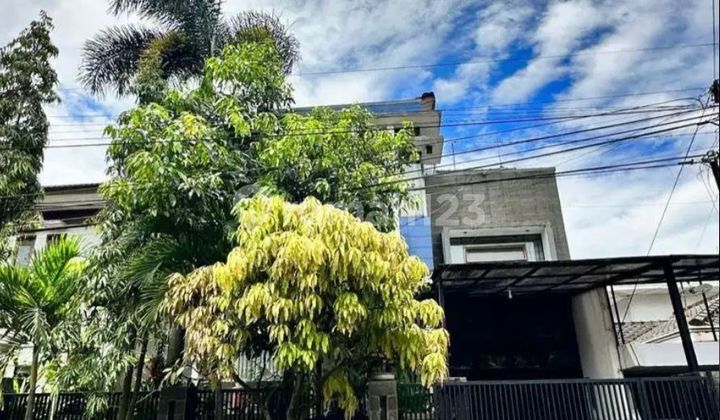 Dijual Rumah Cantik Siap Huni Lokasi Tengah Kota Regol Bandung