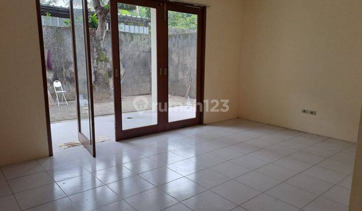 Disewakan Rumah Luas Siap Huni Lokasi Bagus Cijagra Bandung 2