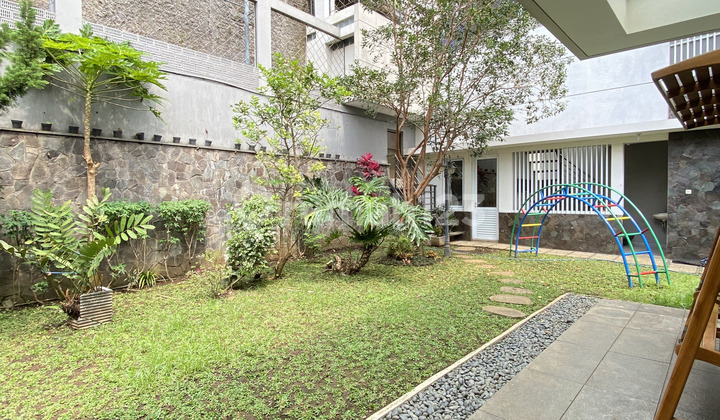 Disewakan Rumah Mewah Luas Area Premium Setra Murni Kota Bandung 2