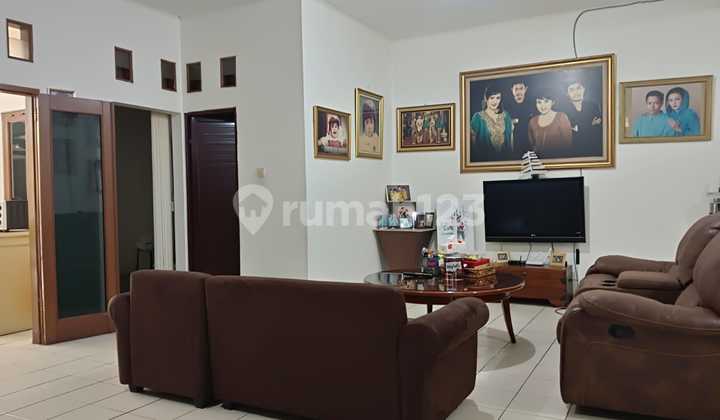 Dijual Cepat Rumah Cantik Siap Huni Bonus Furnished Dalam Komplek Arcamanik Bandung 2