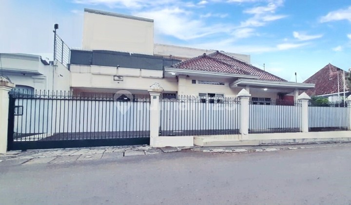 Dijual Rumah Hitung Tanah Lokasi Premium Jl Sunda Kota Bandung