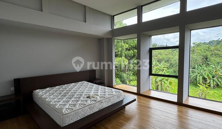 Luxury Furnished House for Sale in Premium Dago Resort Area, Bandung 2