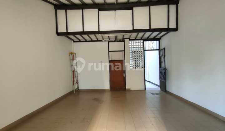 For Sale Ready-to-Occupy House in Premium Setra Murni Complex Bandung 2