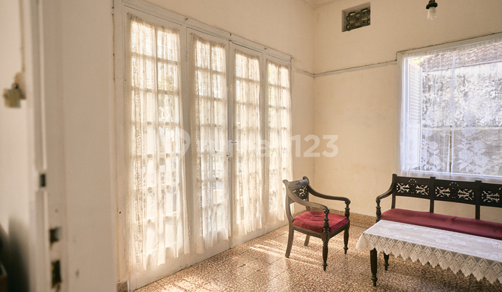 Dijual Rumah Heritage Cocok Untuk Hunian Atau Usaha Lokasi Premium Cilaki Bandung 2