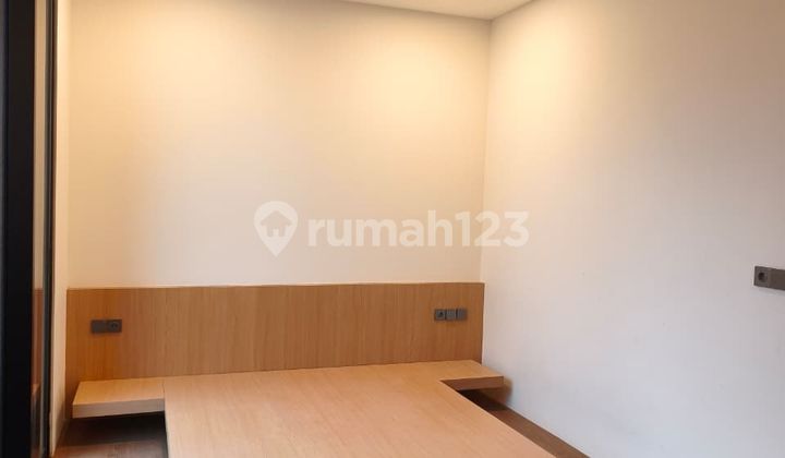 Dijual Rumah Baru Bonus Furnished Lokasi Premium Setraduta Bandung 2