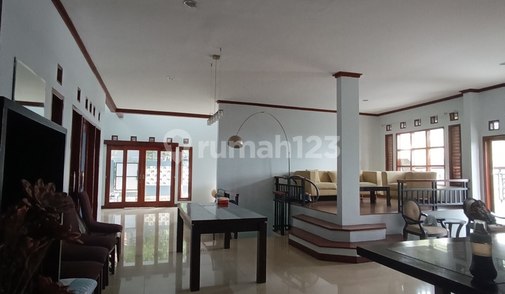 Disewakan Rumah Luas Mantap Lokasi Bagus Ligar Cigadung Bandung