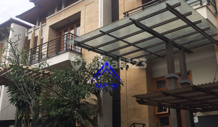 Dijual Rumah Premium di Komplek Paling Premium di Ciumbuleuit Bandung