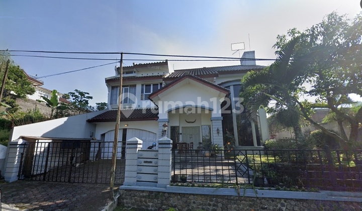 Dijual Rumah Cantik Siap Huni Lokasi Sejuk Setiabudi Bandung