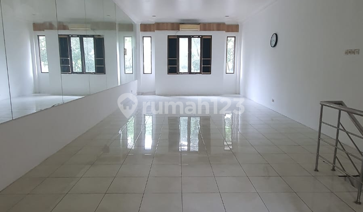 For Rent Ready-to-Use Shop House Suitable for Business or Office Antapani Bandung 2