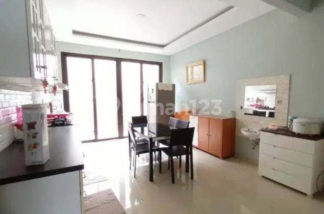 Dijual Rumah Cantik Siap Huni Dalam Komplek Sarijadi Kota Bandung 2
