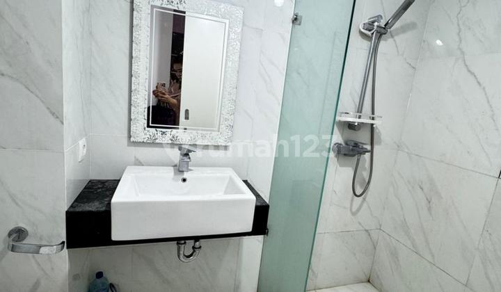 For Rent: Vert Ciputra World Apartment 2