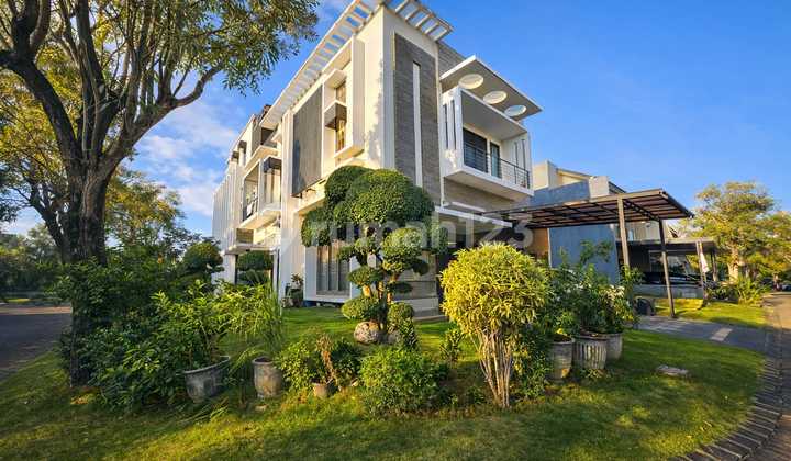 Dijual Rumah Megah Granada The Mansion Pakuwon Indah