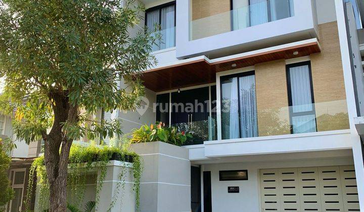 Dijual Rumah 3 Lantai Murah Pakuwon Indah The Mansion 1