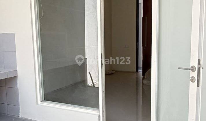 Disewakan Rumah 2 Lantai Semi Furnish Northwest Citraland 2