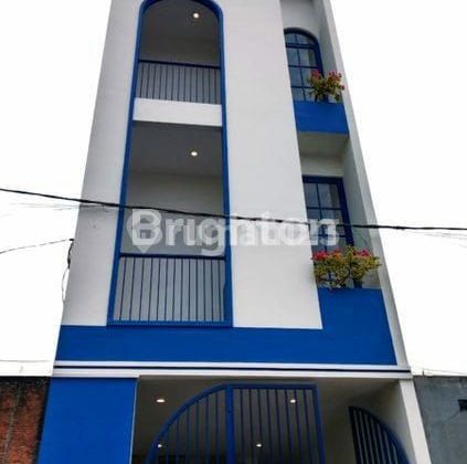 Rukost Araya Dikelilingi Kampus di Kota Malang Rukost Araya Dikelilingi Kampus di Kota Malang