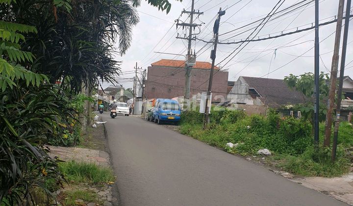 1.5 Km Dari Universitas Brawijaya Dan Polinema 1.5 Km Dari Universitas Brawijaya Dan Polinema