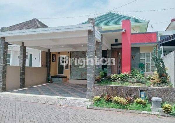 Rumah Cantik Di Tasikmadu 1