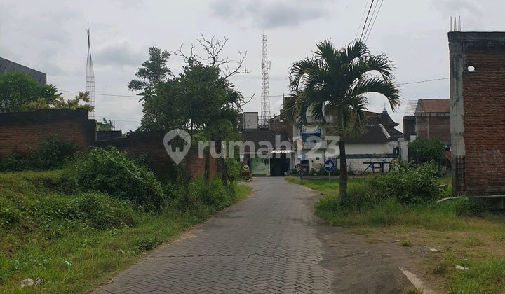 5221 M2, 3 Minutes from Unmuh 5221 M2, 3 Minutes from Unmuh