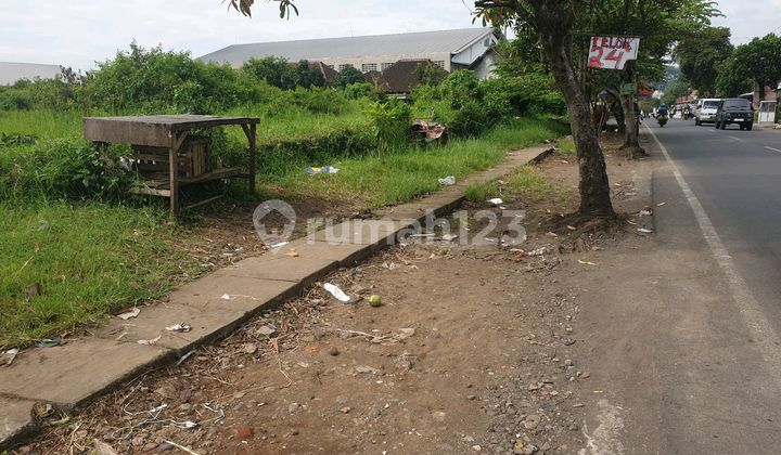 Wagir.. Land location near the market and factory. Wagir.. Land location near the market and factory.