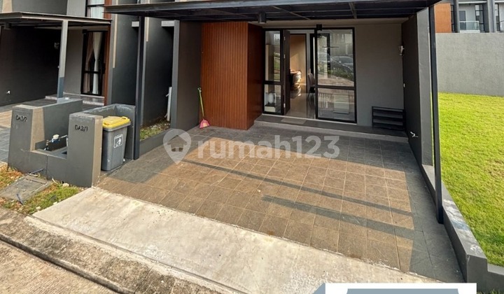 Booking Sekarang! Rumah View Danau Vasala di Grand Residence City Vasala Lake 2