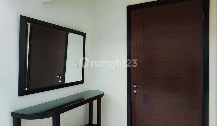 Disewakan Cepat Apartemen The Peak Sudirman Full Furnish Type 3br Ada Private Lift, Jakarta 037 2