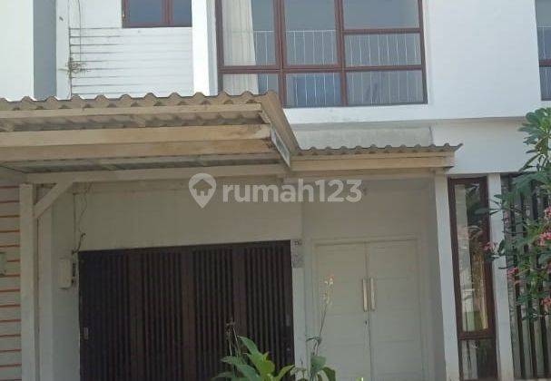 Disewakan Rumah 2 Lantai Plus 5 Unit AC Cluster Lantana, Jakarta Garden City, Jakarta, 007 1