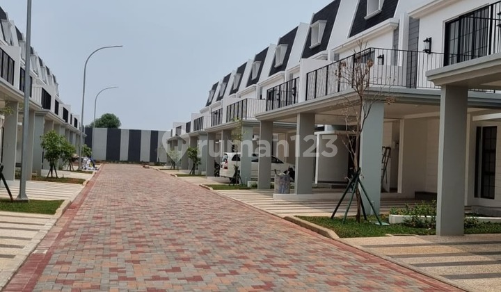 Dijual Rugi Rumah Baru No Cantik di Maison De Wisteria, Cakung, Jakarta Timur (028)