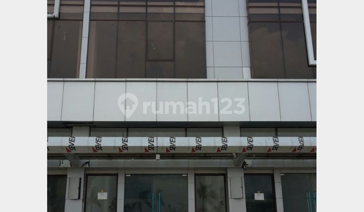 Dijual Rukan Strategis 3 Lantai di Jgc, Cocok untuk Bisnis dan Investasi (004)