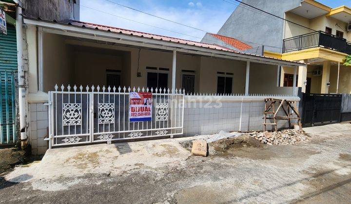 Dijual Cepat Rumah Lebar 10 Dekat Dengan Tol Bebas Banjir, Pondok Gede, Bekasi, 028 1