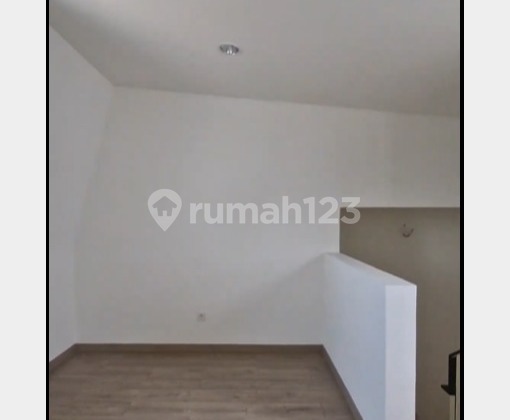 Dijual Rumah Cantik Full Furnished di Cluster Maison, ada Attic Room 2