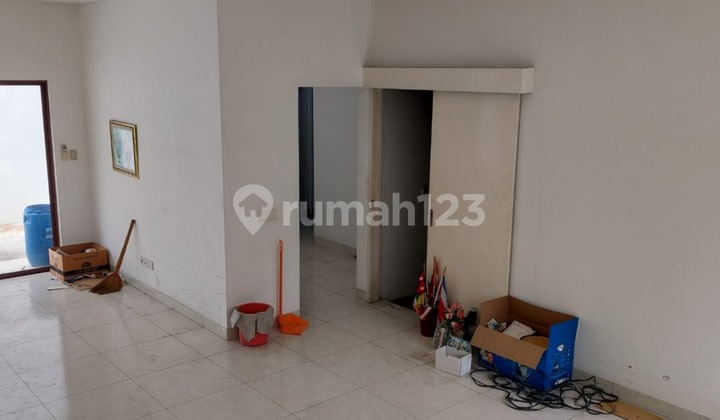 Dijual Rumah di Cluster Zebrina SHM Semi Furnished 030 2