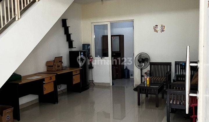 Disewakan !! Rumah Rapi Dan Siap Huni Di Golf Lake Residence, Cluster San Lorenzo Cengkareng 2