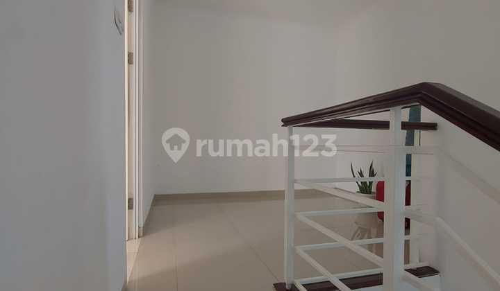 Rumah 2 Lantai Siap Huni di Metland Tangerang Strategis Nego 2
